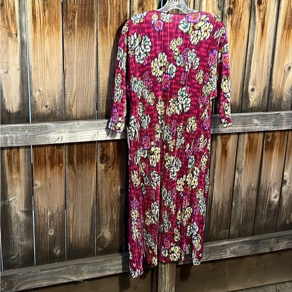 LuLaRoe Shirley cardigan kimono floral pink red Small FIRM on PRICE NWT - Picture 4 of 5
